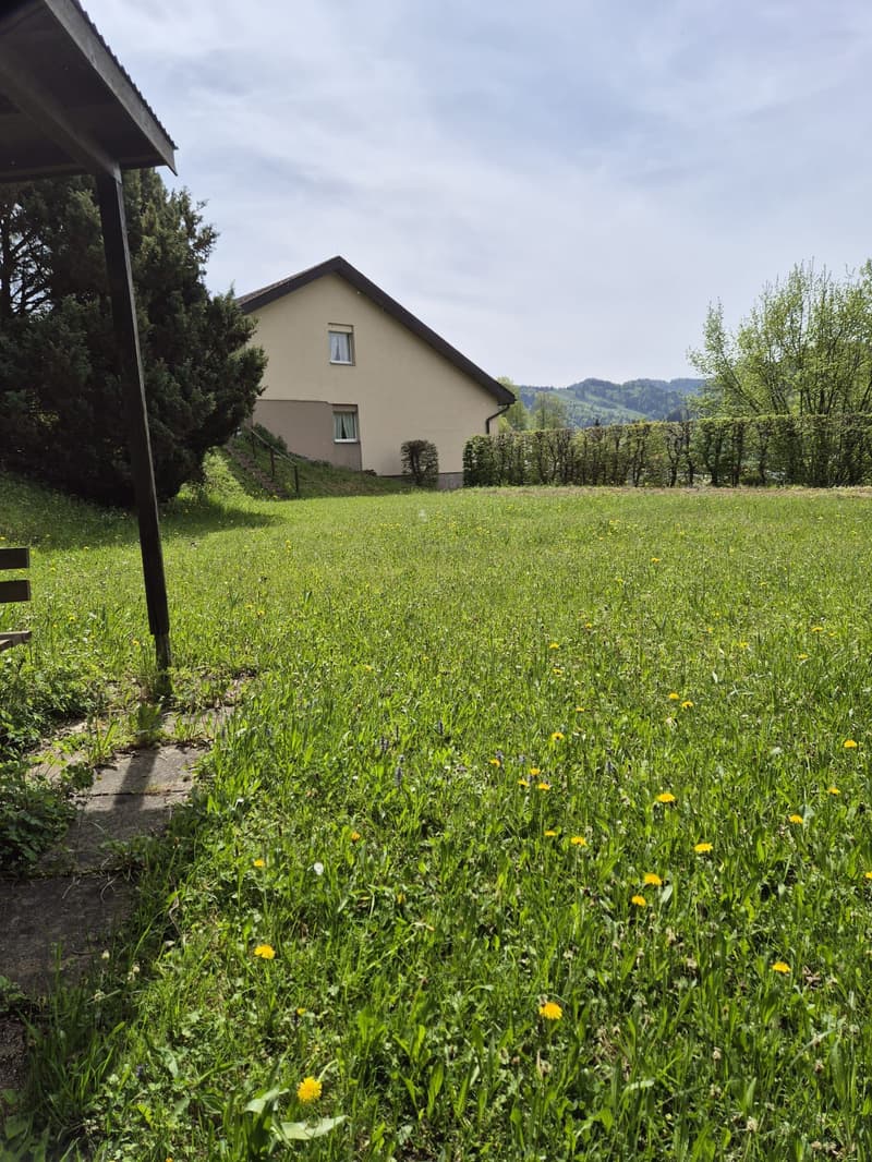 Charmant maison de famille 5.5 pièces avec jardin spacieux à Lichtensteig (17)