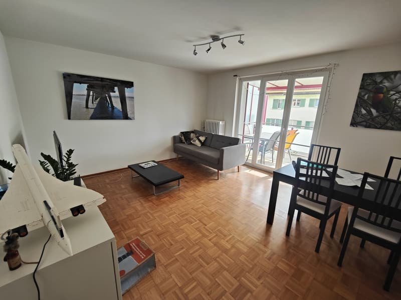 Sehr zentrale und ruhige 3-Zimmerwohnung zu vermieten! (2)
