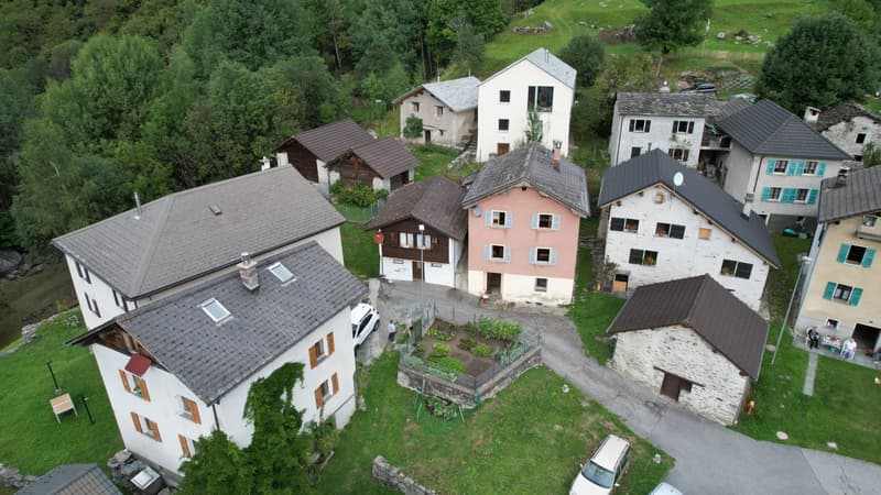 Ferienhaus im schönen Kanton Graubünden (2)