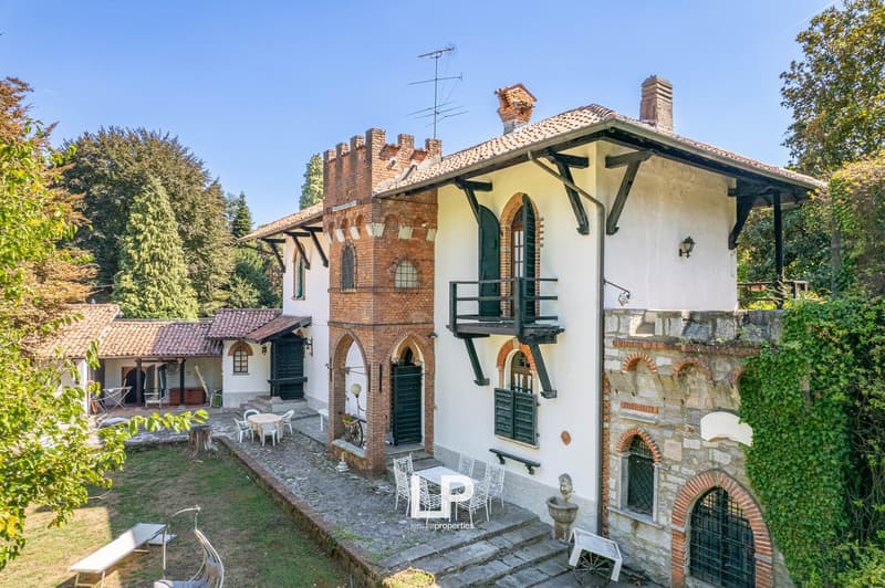 Villa Castelletto sopra Ticino (1)