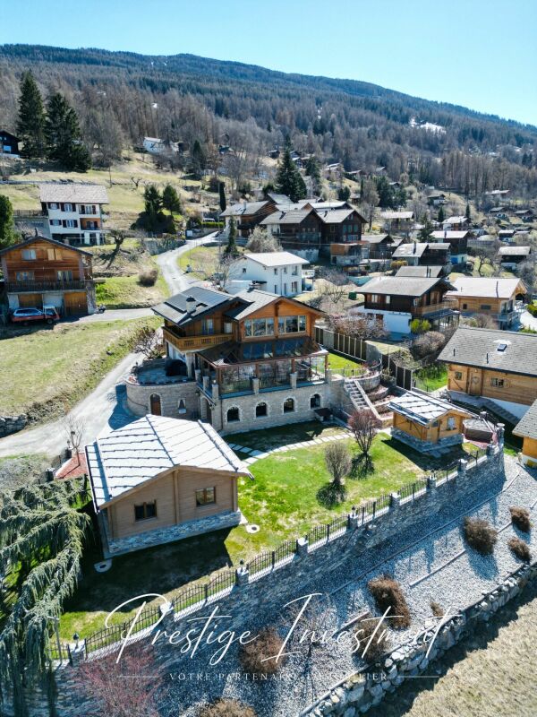SPACIEUX CHALET DE 5.5 PCES, LES AGETTES ( 4 VALLÉES )