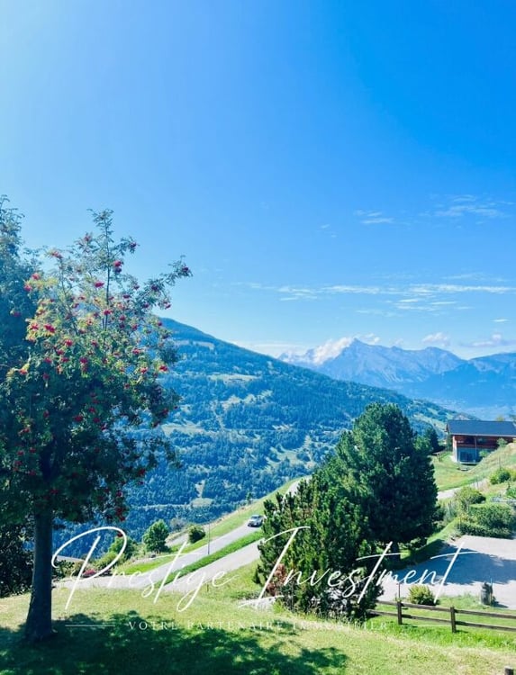 TERRAIN PLAT CONSTRUCTIBLE  DE 533 M2 - MASE 5