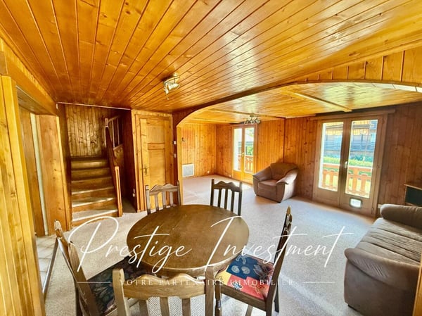 CHARMANT CHALET DE 4,5 PCES AVEC DÉPENDANCES - NAX 8