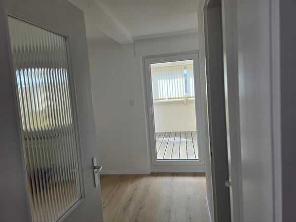 Charmant appartement en attique de 5.5 pièces à Porrentruy avec véranda 21