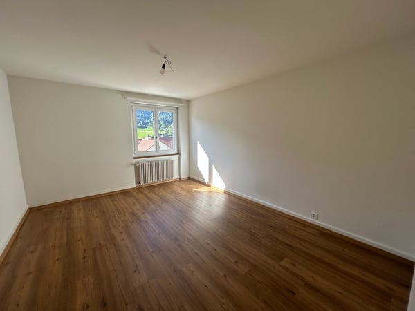 RÉSERVÉ : appartement de 2.5 pièces avec balcon - Crêt-Besson 11, Sonvilier 3