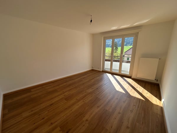 RÉSERVÉ : appartement de 2.5 pièces avec balcon - Crêt-Besson 11, Sonvilier 1