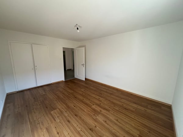 RÉSERVÉ : appartement de 2.5 pièces avec balcon - Crêt-Besson 11, Sonvilier 6