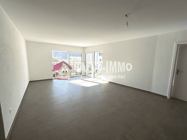 Appartement neuf de 4.5 pièces (104 m2) avec terrasse / jardin privatif et couvert pour voiture 13