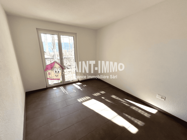 Appartement neuf de 4.5 pièces (104 m2) avec terrasse / jardin privatif et couvert pour voiture 10