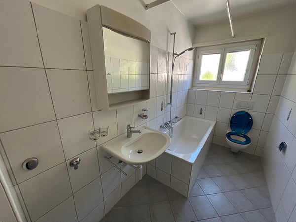 A louer: appartement de 2 pièces avec balcon - Paul-Charmillot 82, St-Imier 7