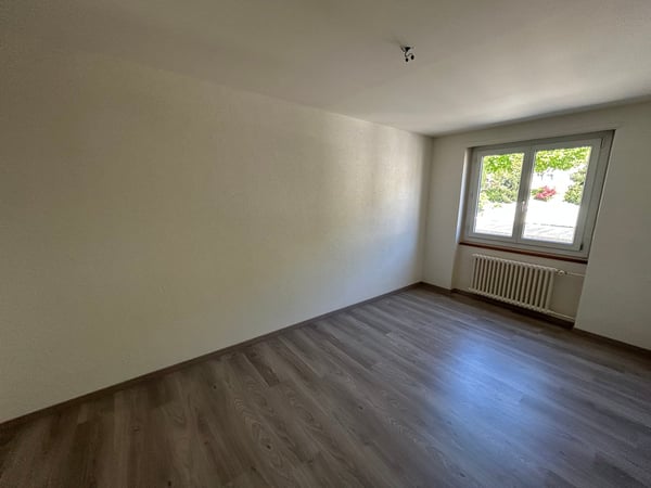 A louer: appartement de 2 pièces avec balcon - Paul-Charmillot 82, St-Imier 9