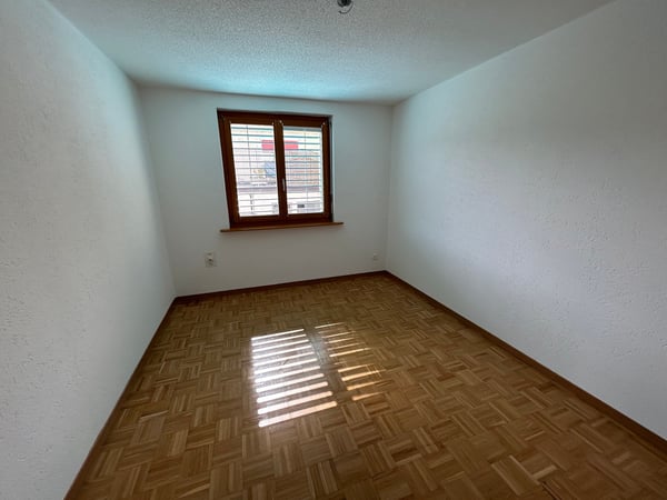 A louer: appartement 3.5 pièces avec terrasse – Etoblons 7 6
