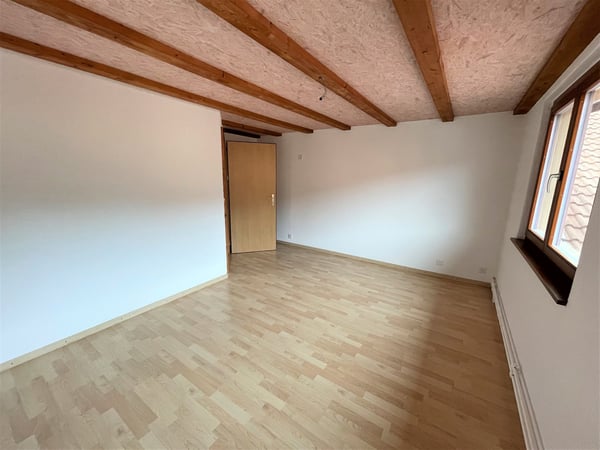 Villa de 3.5 pièces à louer - Rue J.-R. Fiechter 10, Villeret 11