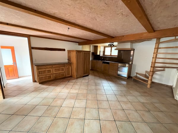 Villa de 3.5 pièces à louer - Rue J.-R. Fiechter 10, Villeret 3