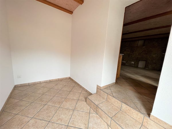 Villa de 3.5 pièces à louer - Rue J.-R. Fiechter 10, Villeret 12