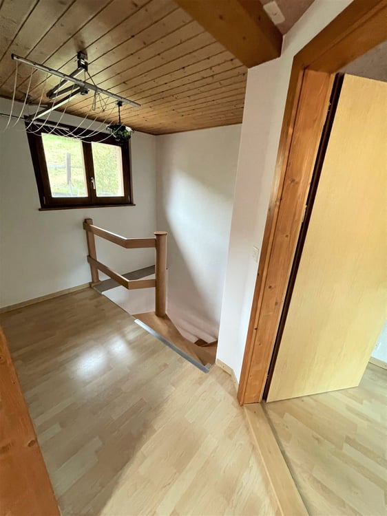 Villa de 3.5 pièces à louer - Rue J.-R. Fiechter 10, Villeret 6