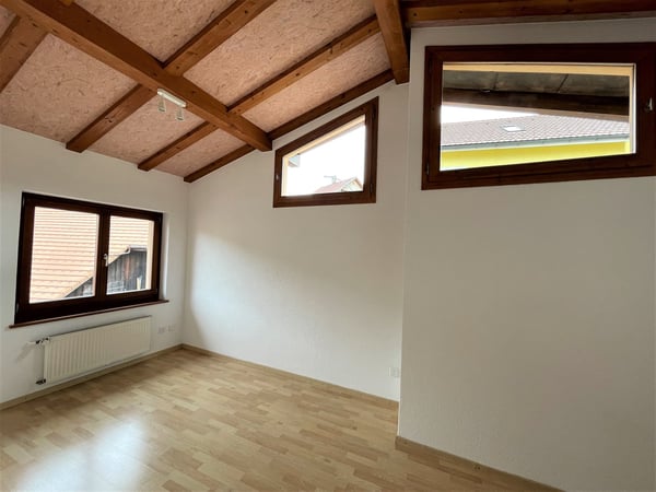 Villa de 3.5 pièces à louer - Rue J.-R. Fiechter 10, Villeret 8