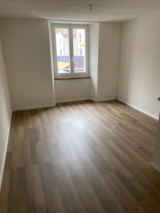 A louer: appartement 2 pièces - Place du 16 Mars 8, St-Imier 7
