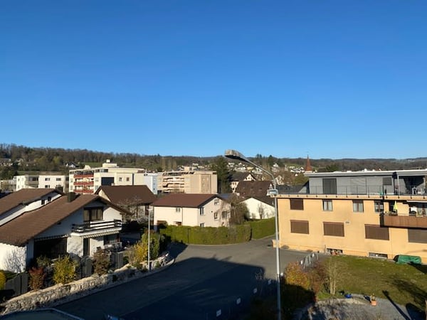 Naturnahe Attika-Wohnung mit guter Verkehrsanbindung 4