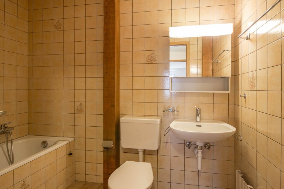 Grand-Rue 8, Les Brenets - Appartement 5 pièces au rez-de-chaussée