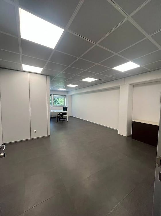 Ampio ufficio commerciale nel Centro MiX Moesa Servizi 5