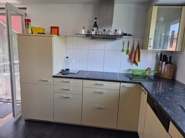 Charmantes Einfamilienhaus mit grosszügigem Grundstück und Blick in die Gantrischkette 2