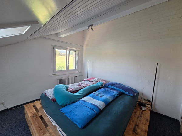Charmantes Einfamilienhaus mit grosszügigem Grundstück und Blick in die Gantrischkette 14