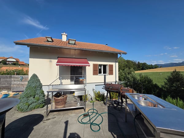 Charmantes Einfamilienhaus mit grosszügigem Grundstück und Blick in die Gantrischkette 20