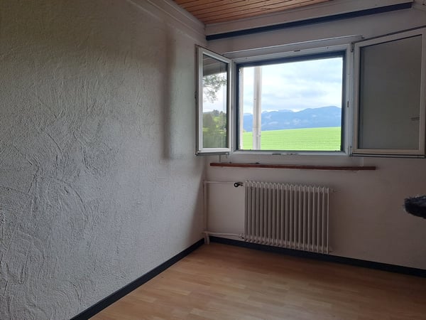 Charmantes Einfamilienhaus mit grosszügigem Grundstück und Blick in die Gantrischkette 13