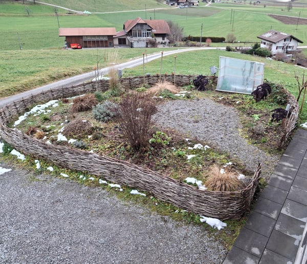 Moderne, helle 2.5-Zimmer Dachwohnung 9