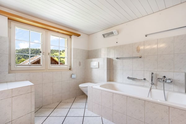 Diese Immobilien-Perle ist eine traumhafte und einzigartige Oase in der Natur 9