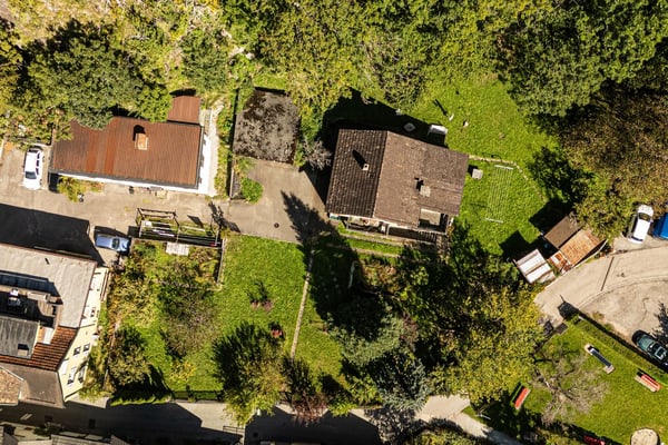 Einfamilienhaus mit sehr grosser Grünfläche 4