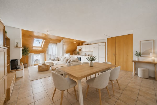 Charmant appartement en attique de 6.5 pièces à Bière