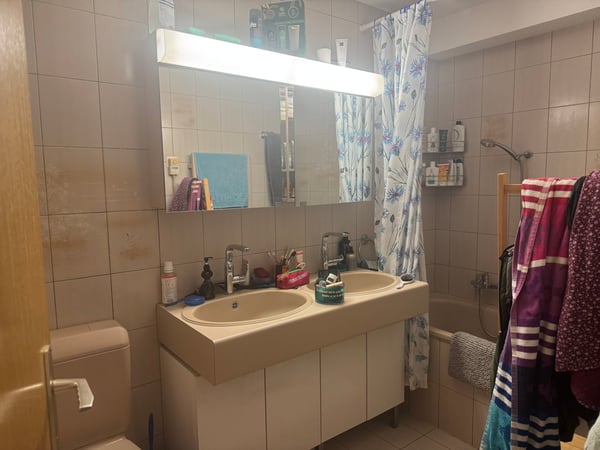 Charmant appartement en attique de 6.5 pièces à Bière 9