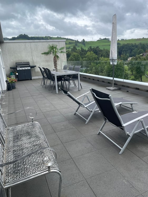 5.5-Zimmer-Wohnung - modern, grosszügig und hell 4