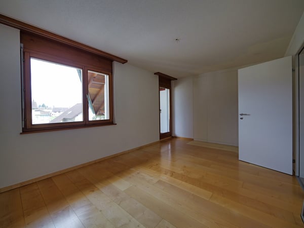 Charmantes 4.5-Zimmer Duplex-/Maisonette-Wohnung in ruhiger Lage von Luterbach 7