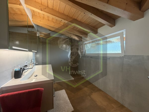 Villa contemporaine avec piscine 8