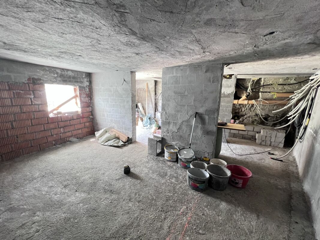 Immobilie in Rueun - ZWEITWOHNSITZODERNEUESZUHAUSE(EFH)-WOHNENINRUEUNMITAUSSICHTUNDRUHE - Bild 9