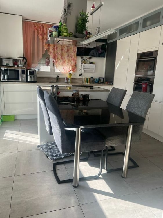 STIL, RAUM & ERHOLUNG - IHR 2.5-ZIMMER-EFH MIT POOL U. V. M 6