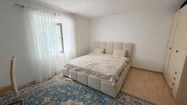 ZWEI 4.5-ZIMMER-HAUSHÄLFTEN – WOHNEN & VERMIETEN IN FLUMS 16