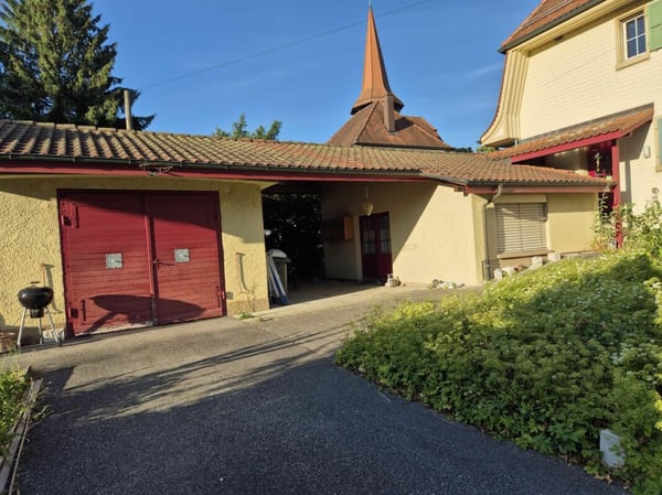 2-Generationenhaus mit Charme, Studio und Garage 3