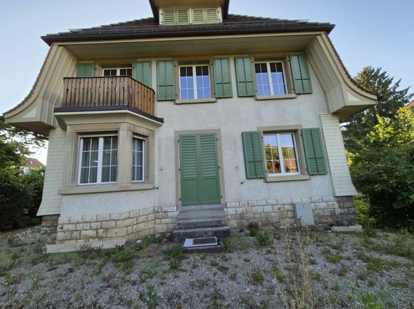 2-Generationenhaus mit Charme, Studio und Garage 2