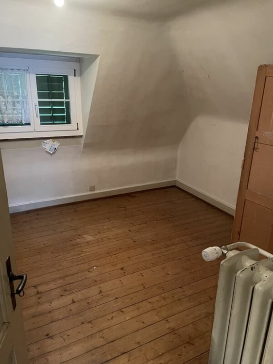 2-Generationenhaus mit Charme, Studio und Garage 11