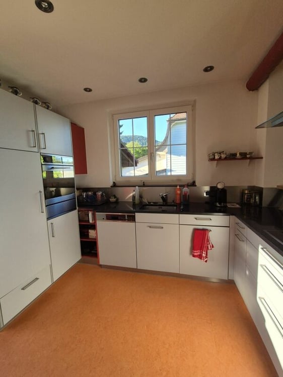 2-Generationenhaus mit Charme, Studio und Garage 4