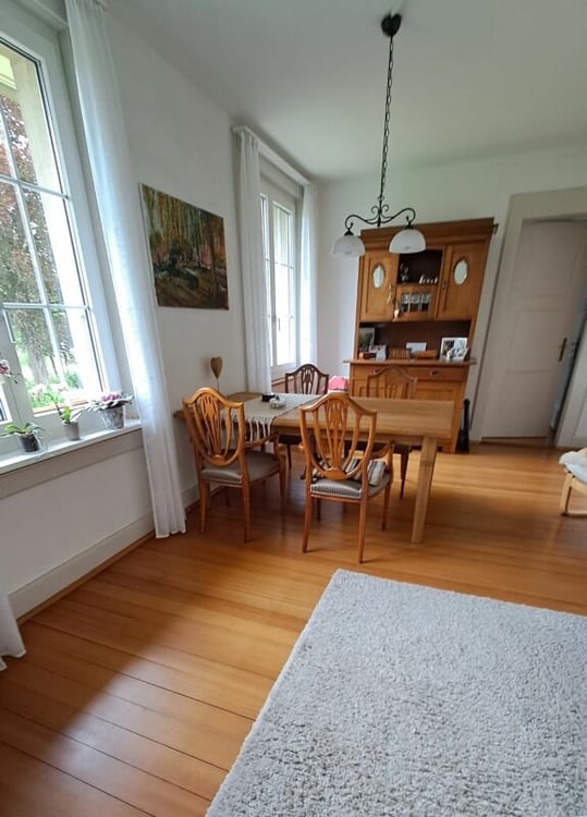 2-Generationenhaus mit Charme, Studio und Garage 10