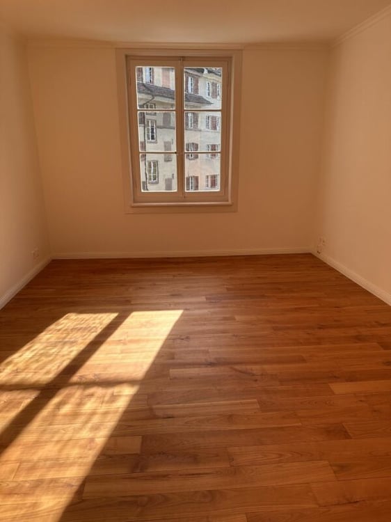 Renovierte 1-Zimmer Altbauwohnung im Lorrainequartier mit Garage 5