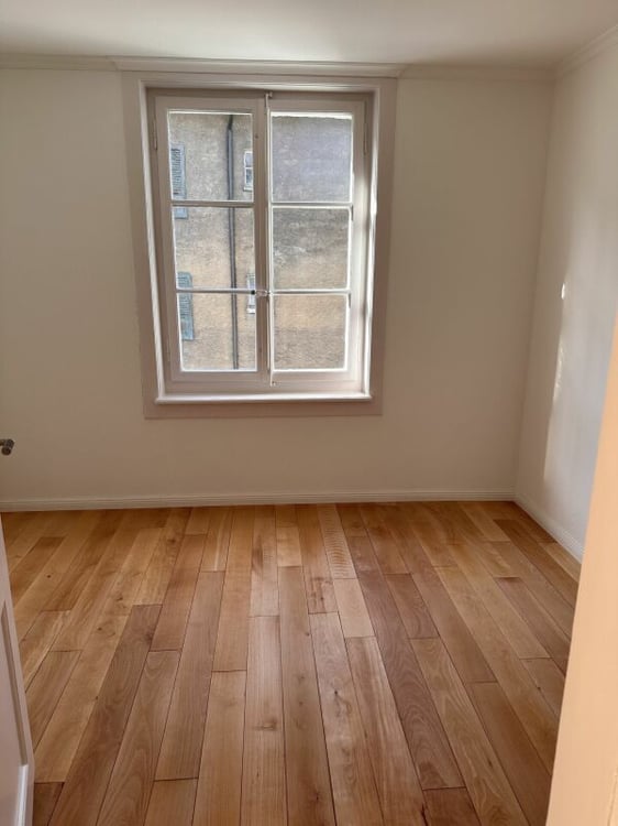 Renovierte 1-Zimmer Altbauwohnung im Lorrainequartier mit Garage 4