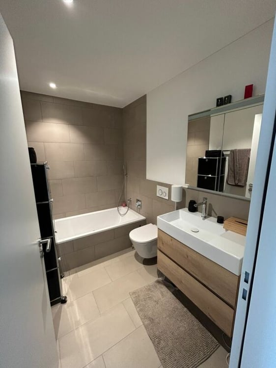 Hochwertig ausgebaute 1.5-Zimmer-Wohnung im gepflegten Parco Verde zu vermieten 9