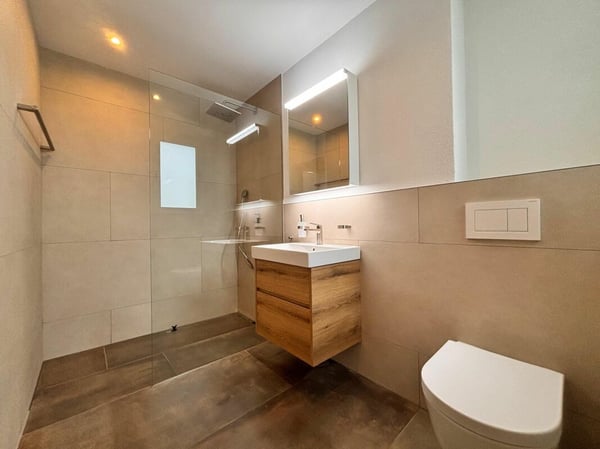 Wohnen, wo Ruhe auf Modernität trifft 1.5-Zimmer-Wohnung im Herzen von Riedt 4