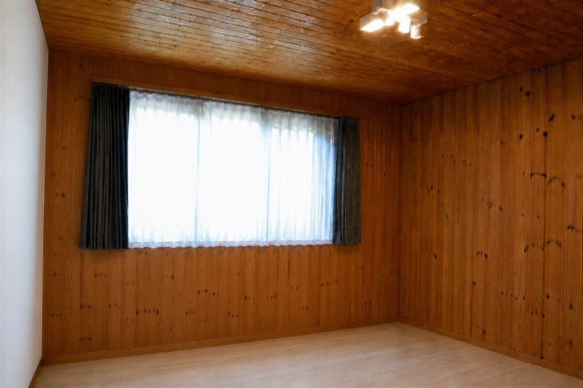 Casa unifamiliare di 6 camere in una posizione molto tranquilla e soleggiata con vista parziale sul lago di Hallwil